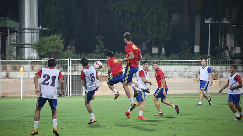 VÍDEO | ¡España realiza la última sesión antes de jugar frente a Mali!