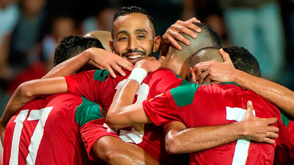 Los jugadores de Marruecos celebran un gol