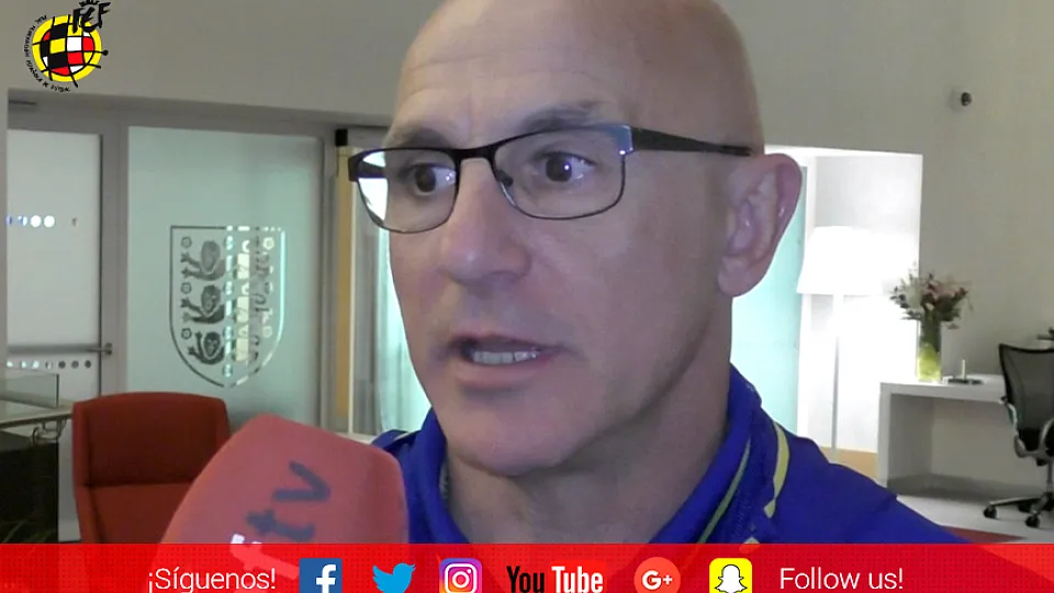 Luis de la Fuente: " Hemos sido superiores gracias al buen trabajo de los jugadores" 