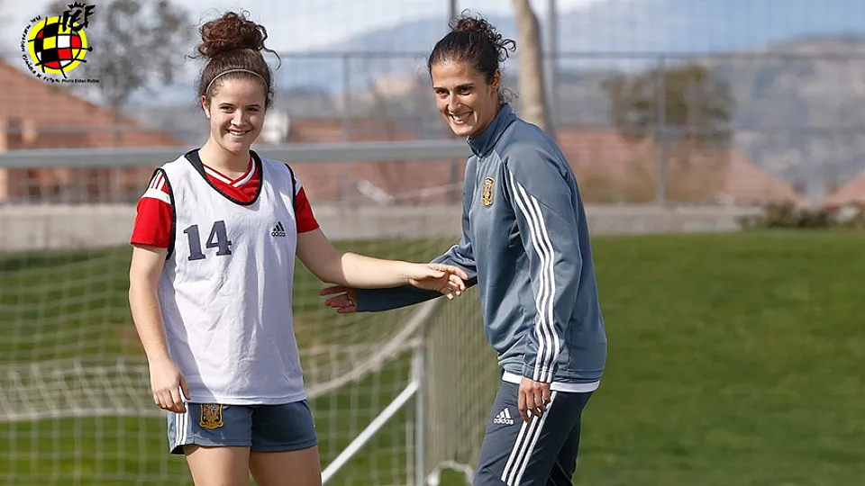 Montse Tomé en un entrenamiento de la selección femenina