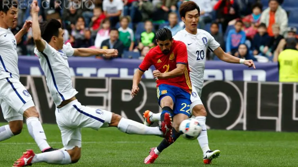 Nolito debutó dejando buenas sensaciones en Inglaterra