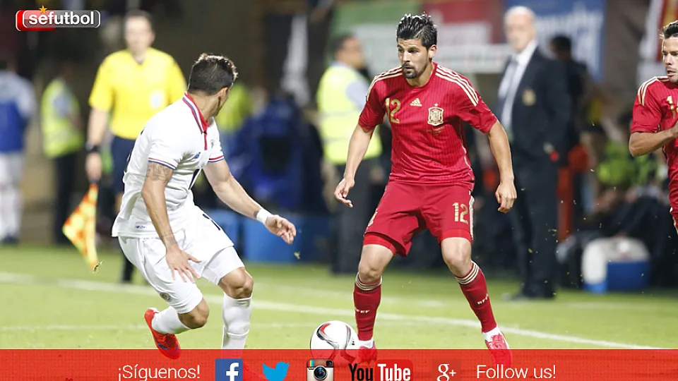 Nolito durante un partido con la Selección