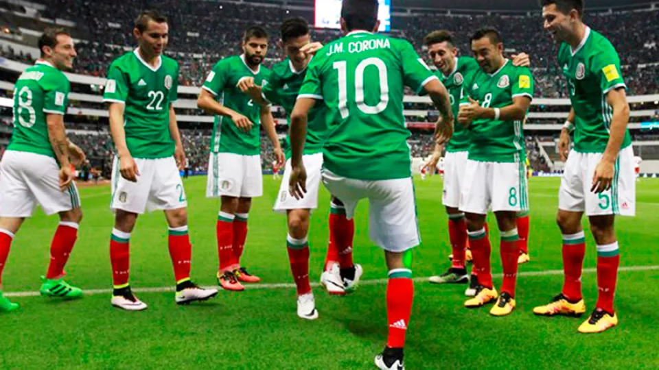 La selección de México festeja un triunfo reciente