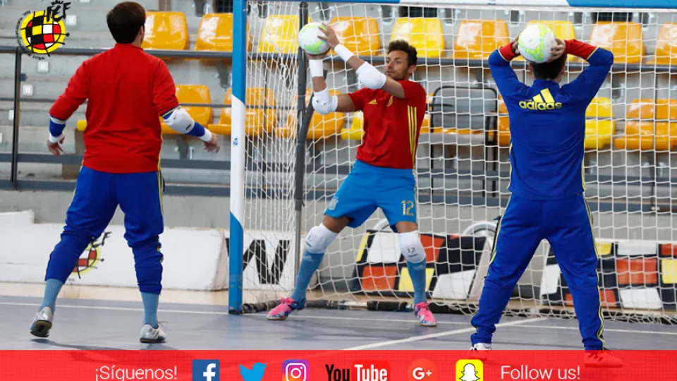 Los jugadores de la Selección Española de Fútbol Sala se ejercitan en la Ciudad del Fútbol