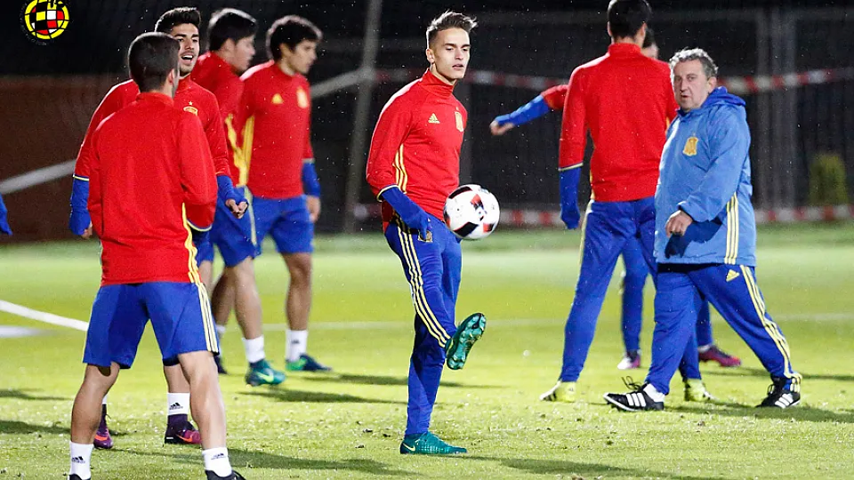 Los jugadores de la Selección Sub-21 se entrenan en la Ciudad del Fútbol