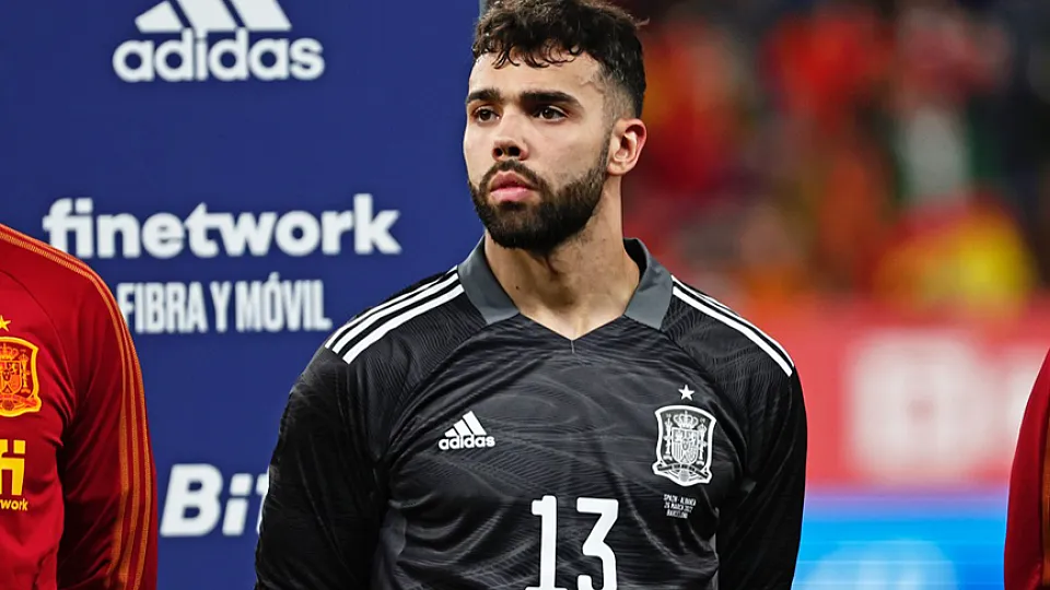 David Raya se convierte en el 29º jugador que debuta con España a las órdenes de Luis Enrique
