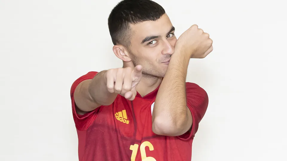 Pedri: "Recibir el premio al mejor jugador joven de la Eurocopa es un orgullo para mi" 