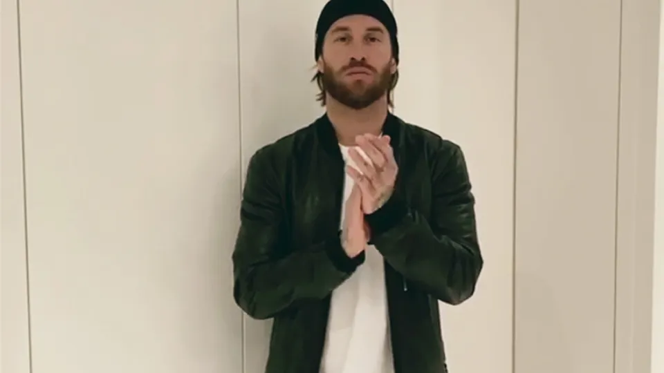 Sergio Ramos aplaude a los héroes de la humanidad en el vídeo impulsado por FIFA
