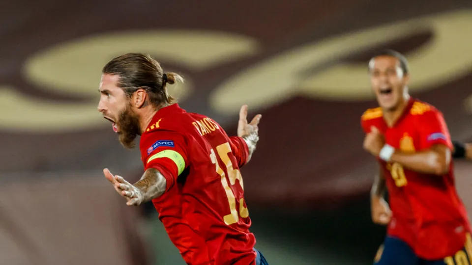 DESDE DENTRO | Sergio Ramos metió dos goles y batió dos récords ante Ucrania
