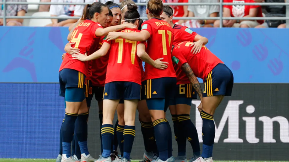 Las jugadoras de la Selección celebran el gol marcado frente a Estados Unidos