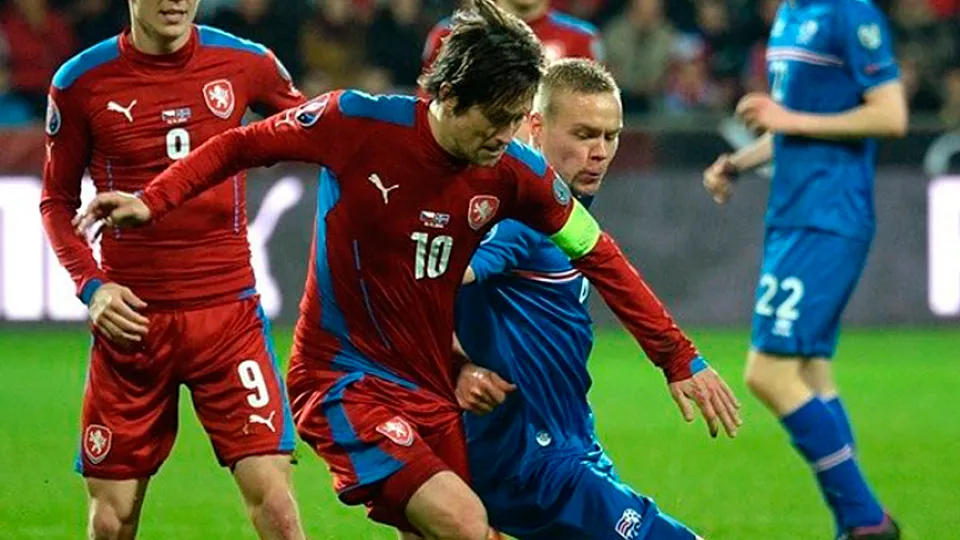 Rosicky: "Me encanta el fútbol español, no es una sorpresa para mí que los clubes españoles lleguen a las finales"