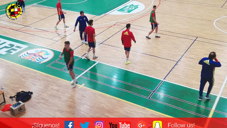 La Selección Española Sub-19 de Fútbol Sala se ejercita en La Nucía (Alicante)