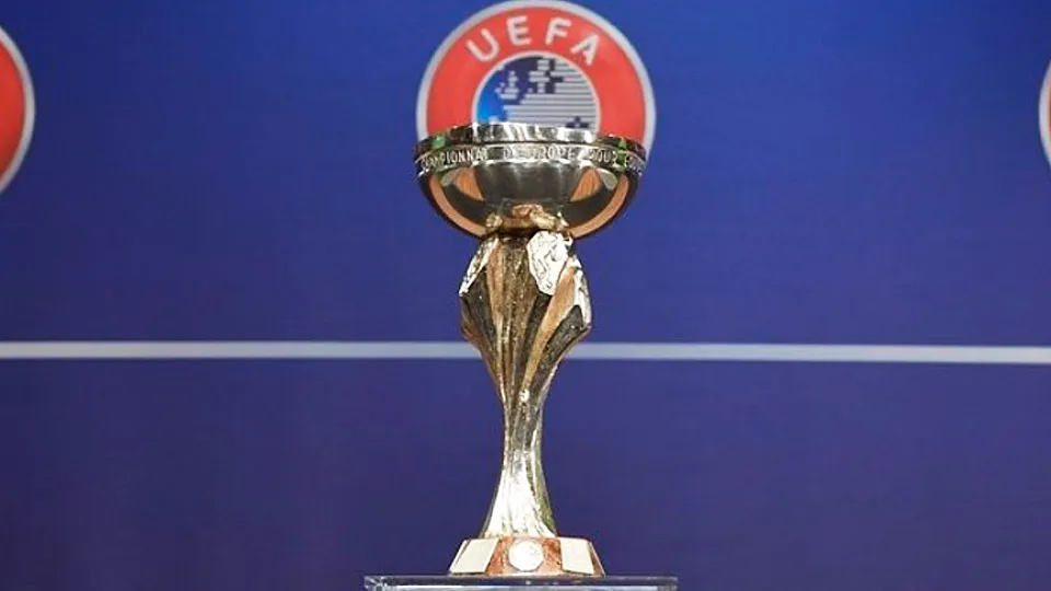 Trofeo del Campeonato de Europa Sub-19