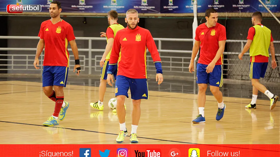 Los jugadores de la Selección Española de Fútbol Sala se entrenan en Colombia