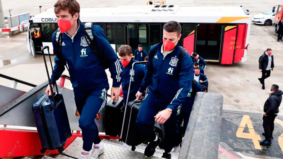 La Selección pone rumbo a Barcelona