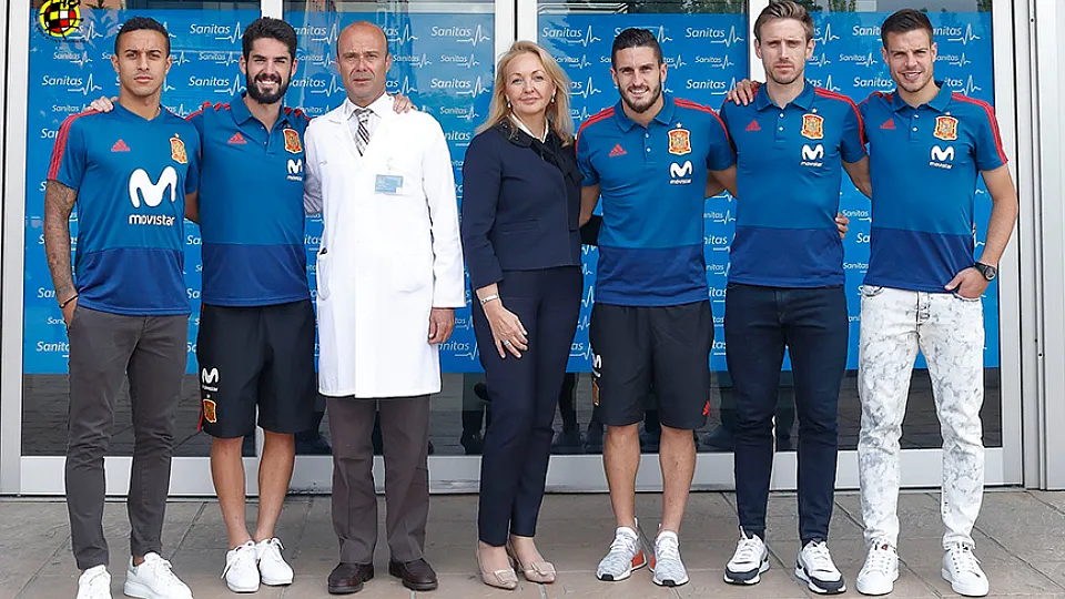Isco, Coke, Monreal, Azpilicueta y Thiago han pasado hoy sus reconocimientos en el Hospital Universitario Sanitas La Moraleja