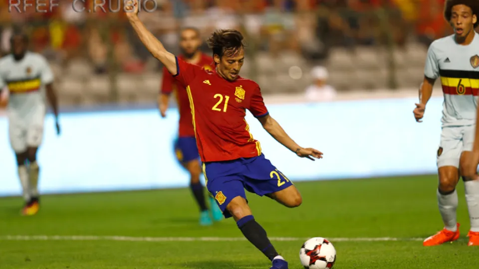 Silva chuta a gol