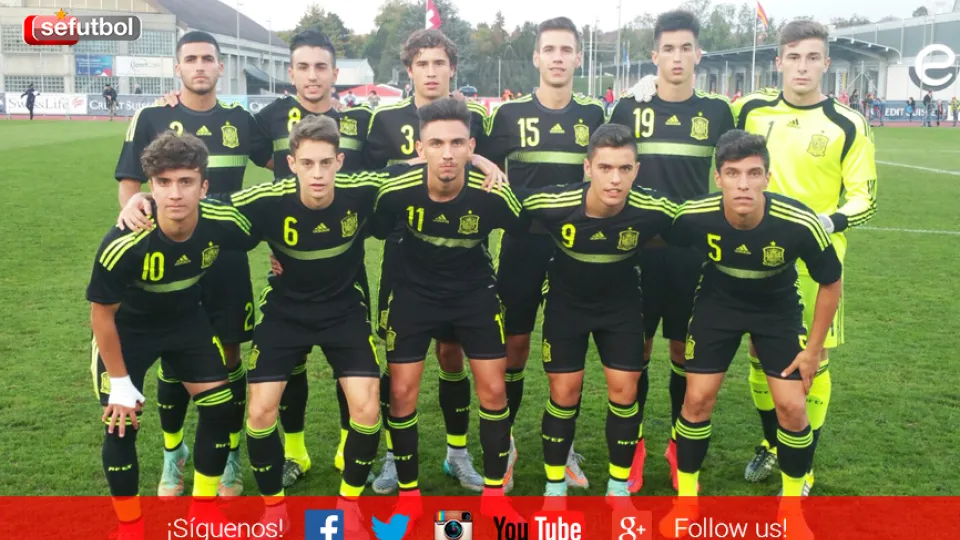 La Selección Española Sub-1 posa antes del encuentro disputado en Suiza