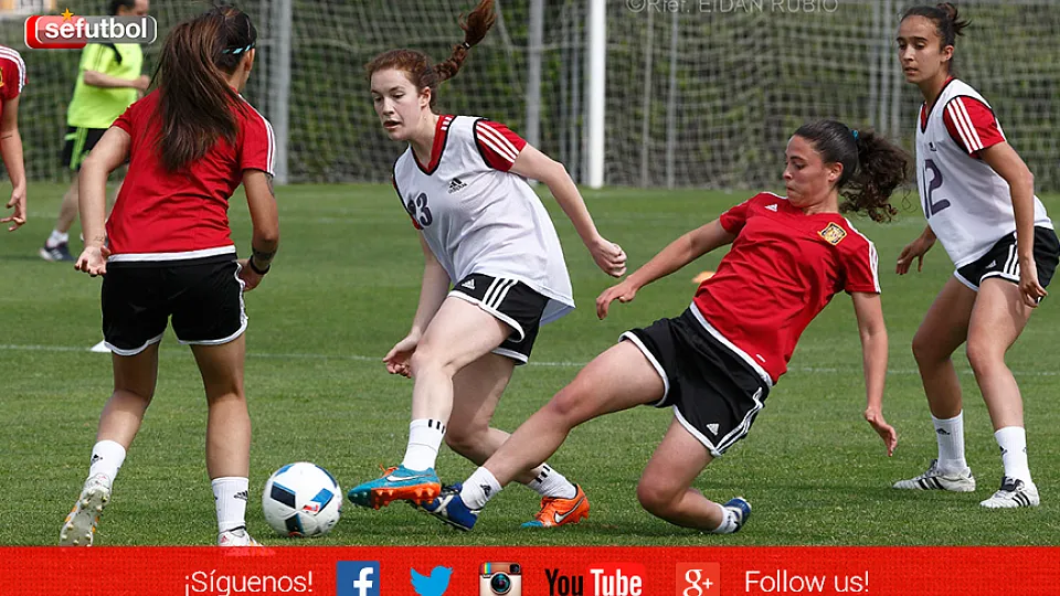 La Selección Sub-20 femenina abandona la Ciudad del Fútbol de Las Rozas