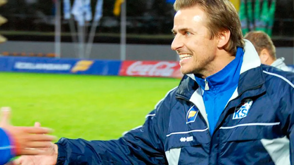 Eyjólfur Sverrisson, seleccionador nacional Sub-21 de Islandia