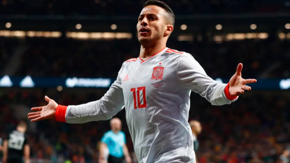 Thiago Alcántara celebrando un gol 