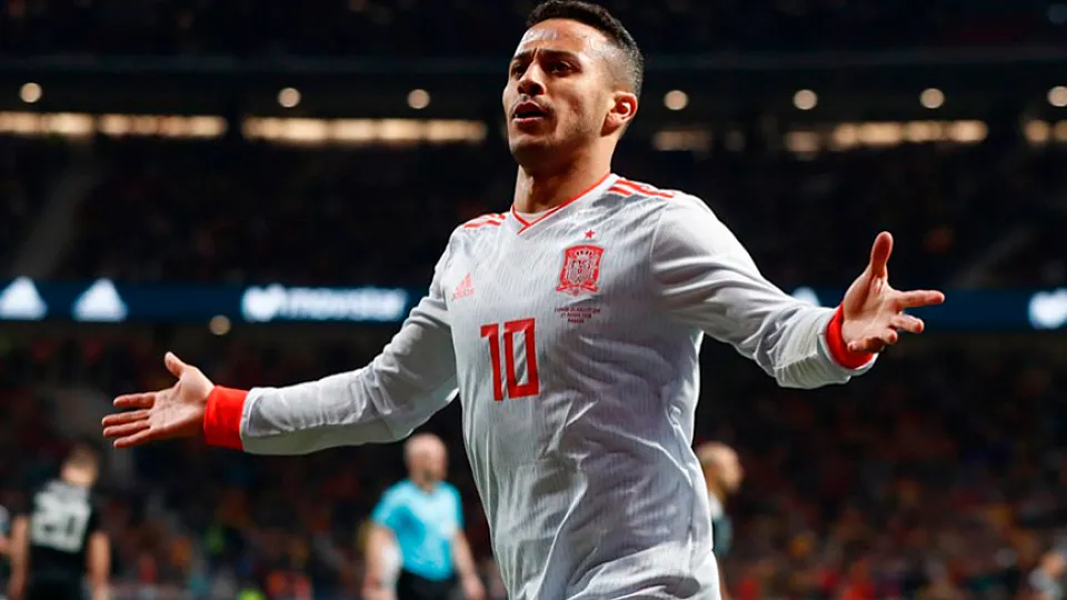 Thiago Alcántara celebrando un gol 