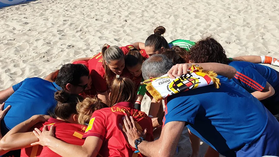 9 goles España le dan la victoria ante Czech Republic