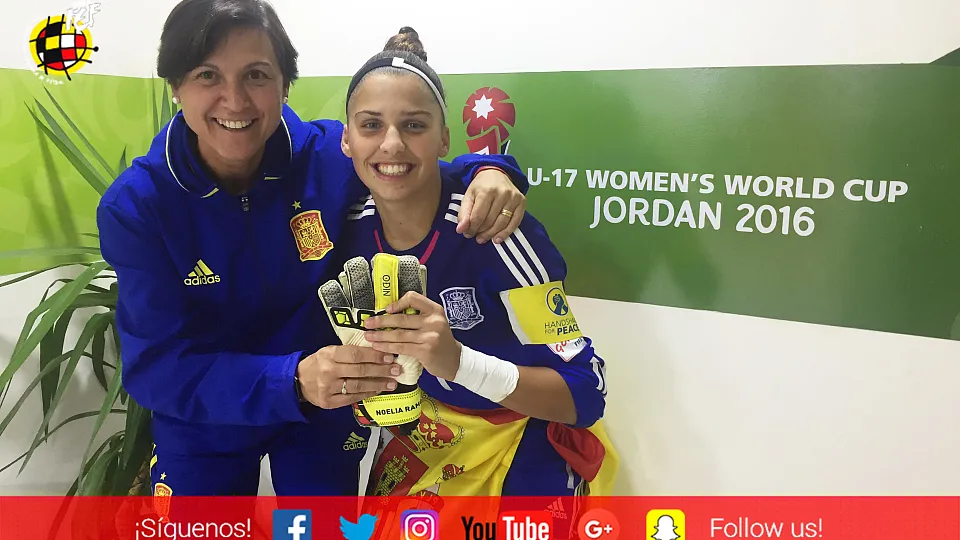 Toña Is y Noelia Ramos