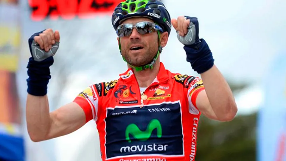 Alejandro Valverde celebra un triunfo de etapa