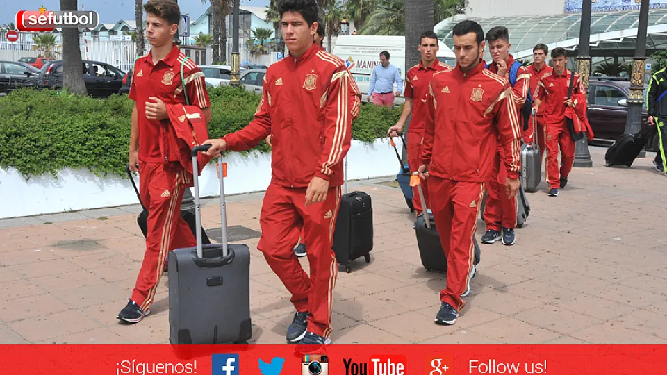 Los internacionales Sub-19 a su llegada a Ceuta