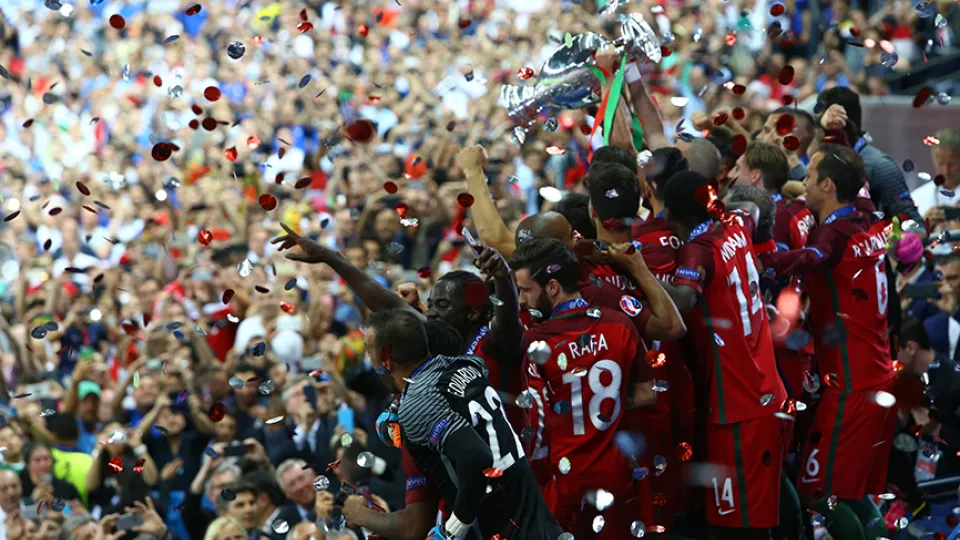 Portugal se alzó con la victoria y conquistó su primera Eurocopa