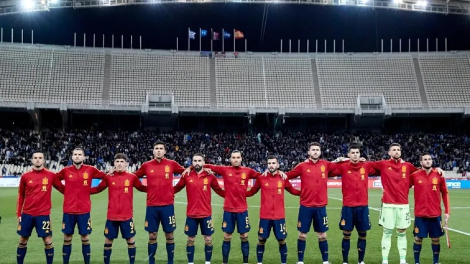 Los jugadores de la Selección española durante los instantes previos al duelo de Atenas