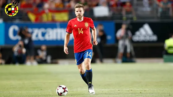 Asier Illarramendi durante un partido con la Selección española de fútbol