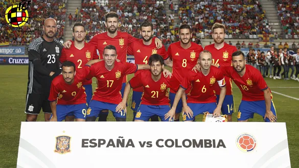 Los jugadores de la Selección posan para las cámaras