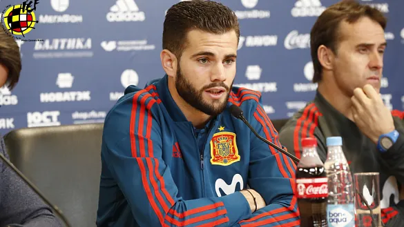 Nacho atiende a los medios en San Petersburgo