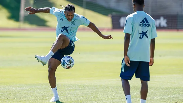 ¡Menuda exhibición de "freestyle" nos han regalado Ansu Fati y Adama Traoré!