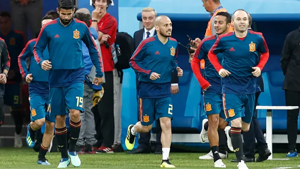 Los jugadores de la Selección española salen a calentar en Rusia