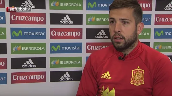 Jordi Alba con Sefutbol