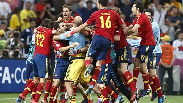 Celebración de España tras la victoria ante Portugal en la Eurocopa de 2012