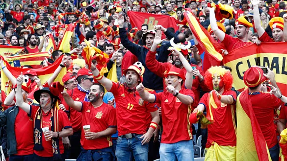 La afición española acompaña a la Selección en su debut en Toulouse