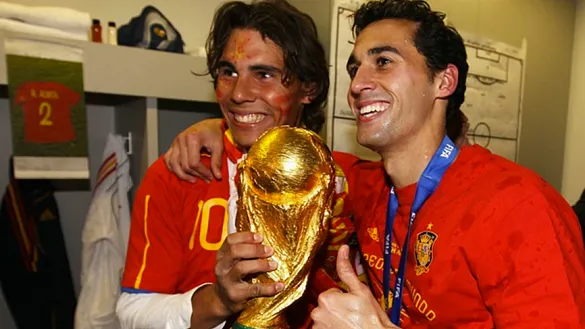 Arbeloa, junto a Rafa Nadal, tras conquistar la Copa del Mundo de 2010