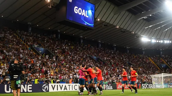 Los jugadores de la Selección celebran un gol en la final