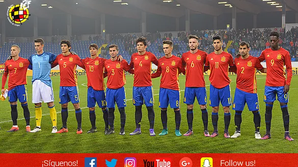 La Selección Española Sub-21 posa en el estadio NV Arena de St. Pölten