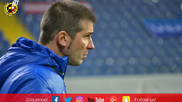 El Seleccionador nacional Sub-21, Albert Celades, durante el Austria-España jugador en St. Pölten