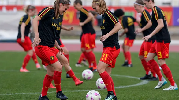 La selección femenina de Bélgica realiza un entrenamiento