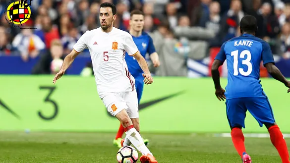 Sergio Busquets durante un encuentro reciente de la Selección española