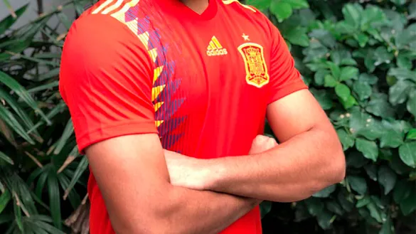 Estrella mundial, más de 9 millones de seguidores y desea que España gane la Copa del Mundo