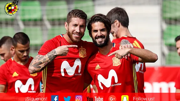 Ramos e Isco en el entrenamiento de la Selección
