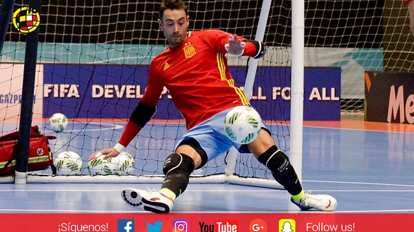 Paco Sedano organiza el Campus de Navidad dentro de su escuela de porteros