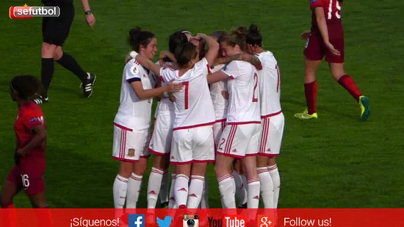 La selección femenina absoluta celebra un gol